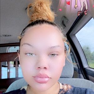 Meet your Posher, Trinity